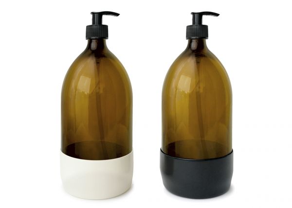 Soap- and lotion dispenser 