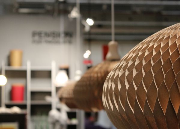 Honeycomb paper luminaire